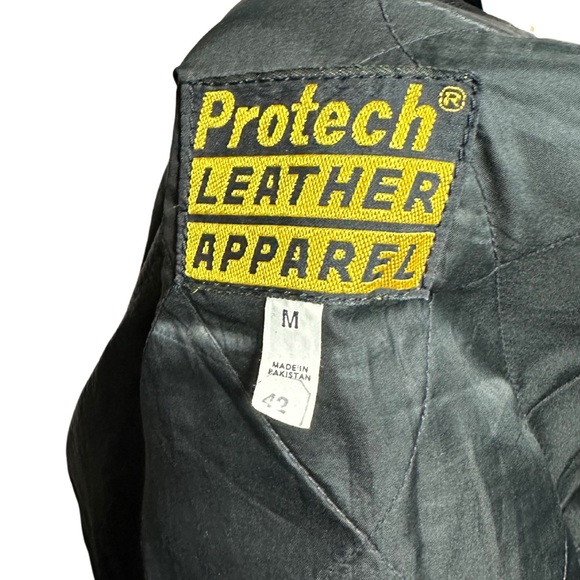 * Protech Leather Apparel Men’s Leather Jacket * - Picture 9 of 11